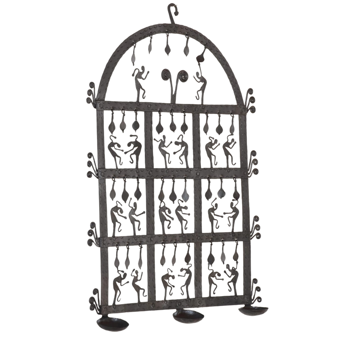 Wrought Iron Diya Wall Frame – Design 1 – Bastar Arts